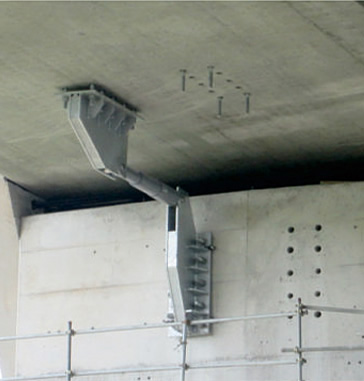 高速公路桥梁阻尼器